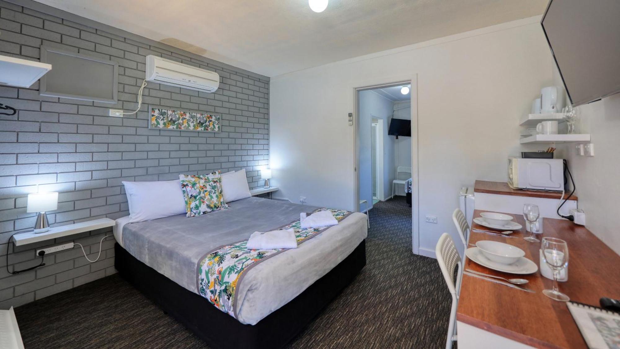 Oasis Motel Peak Hill Экстерьер фото